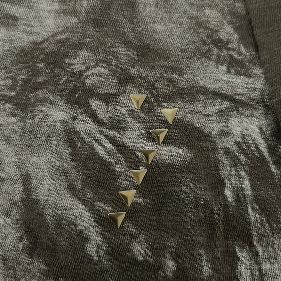 4/$15 MEXX long-sleeved t-shirt size small kids - Picture 3 of 4